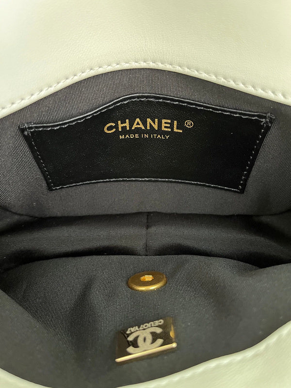 Luxe Touch Bags 

 -  Bags - 2847