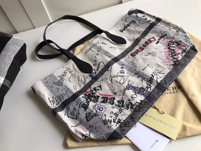 Luxe Touch Bags Fashion -BBR Bags - 1035