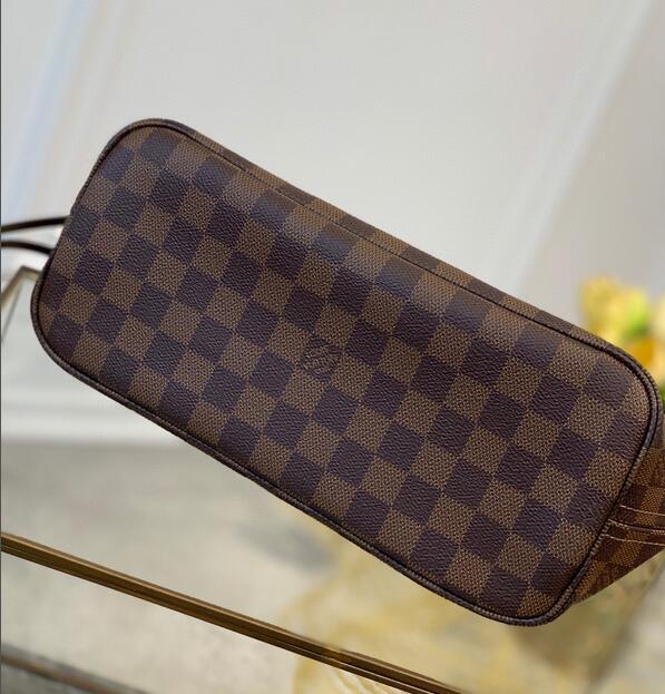 Luxe Touch Bags -   2967