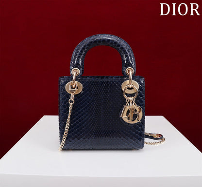 LTB - Luxe Touch Bags - 105