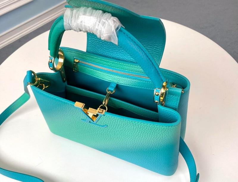 Luxe Touch Bags -   2625
