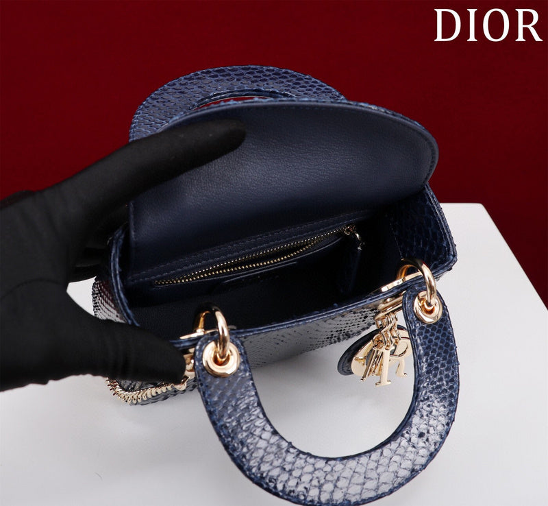 LTB - Luxe Touch Bags - 105