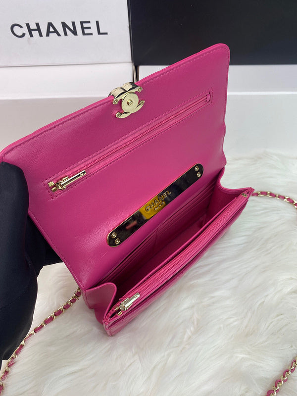 Luxe Touch Bags 

 -  Bags - 3047