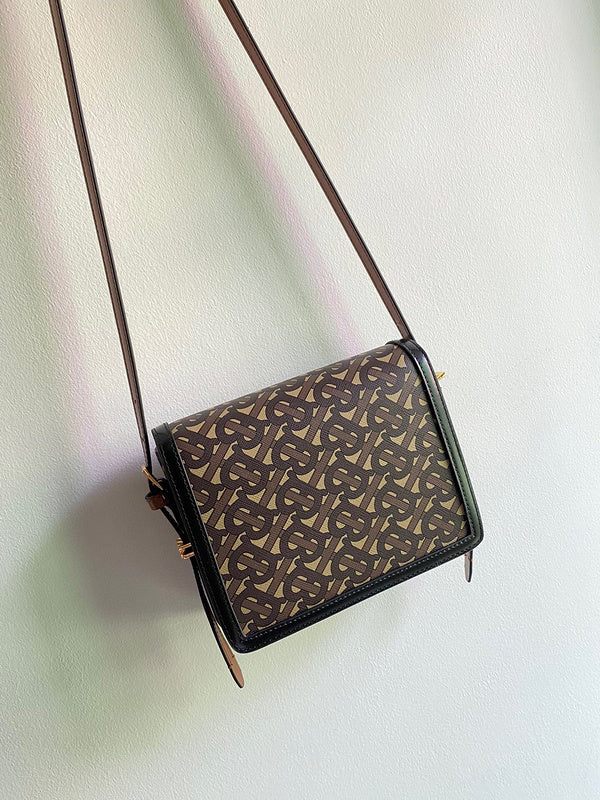 Luxe Touch Fashion -BBR Bags - 023