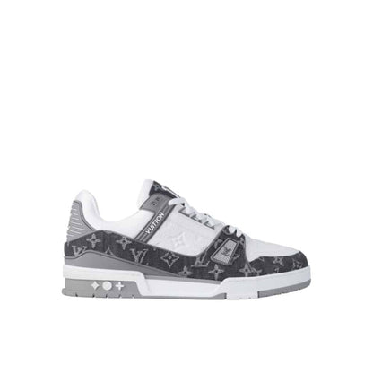 LV TRAINER GREY 1ADF5A