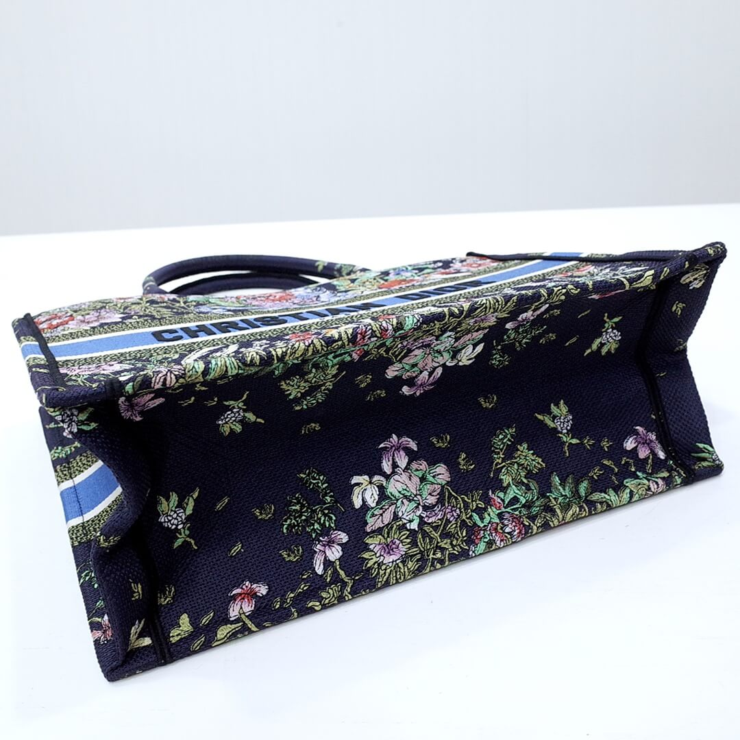 DIR1286 Book Tote small size 36.5cm 41.5cm Embroidery green black