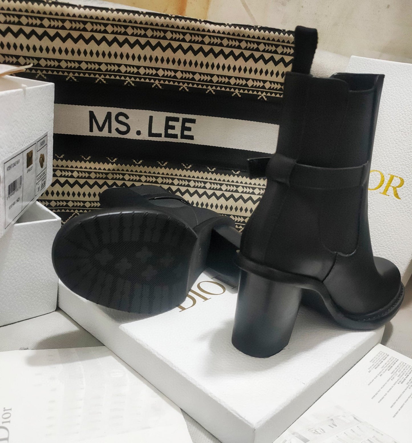 DD 30 MONTAIGNE HEELED ANKLE BOOT BLACK SUPPLE CALFSKIN KCI950VSO S900