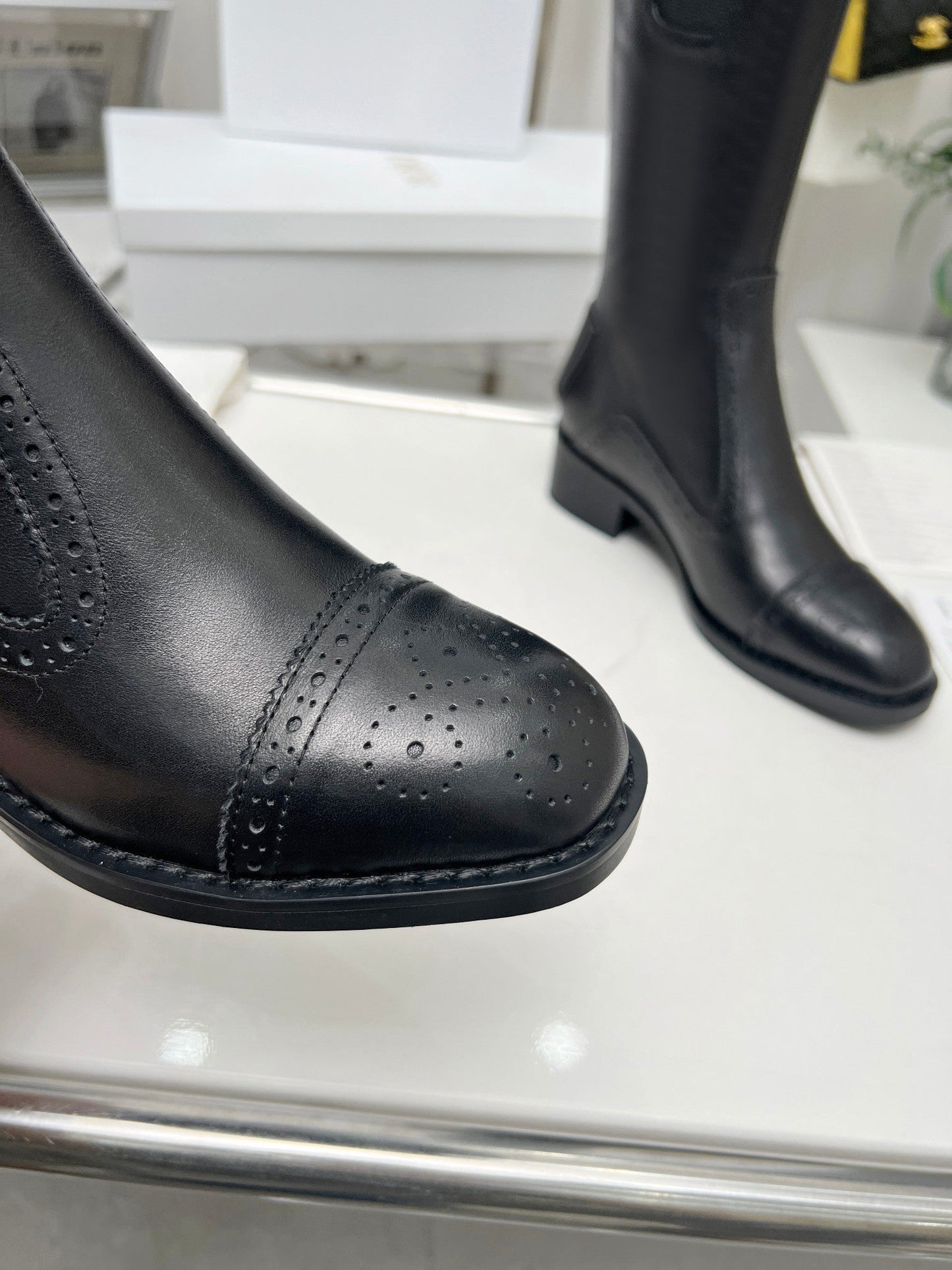 DD D FOLK HEELED HIGH BOOT BLACK