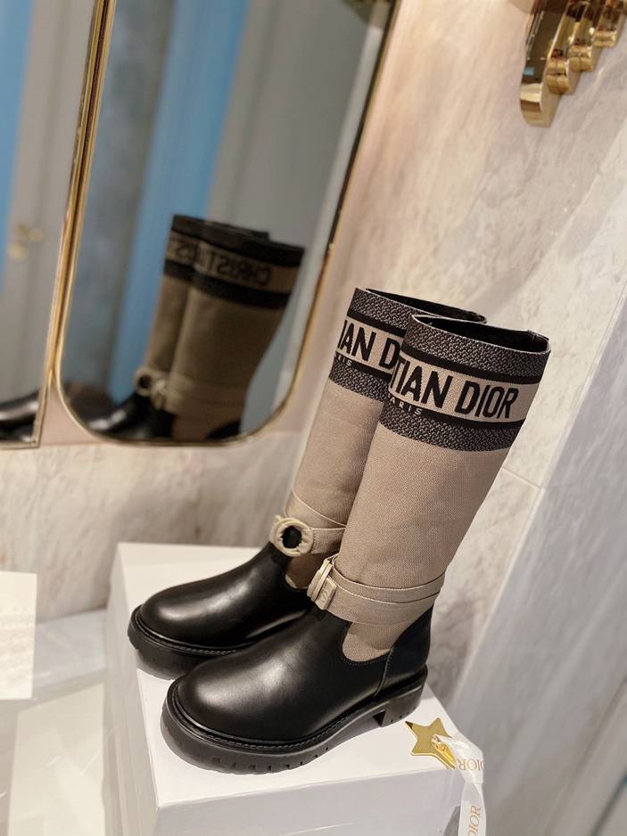 DD D MAJOR BOOT FABRIC AND CALFSKIN IN TAUPE AND BLACK KCI611SLTB  S46X