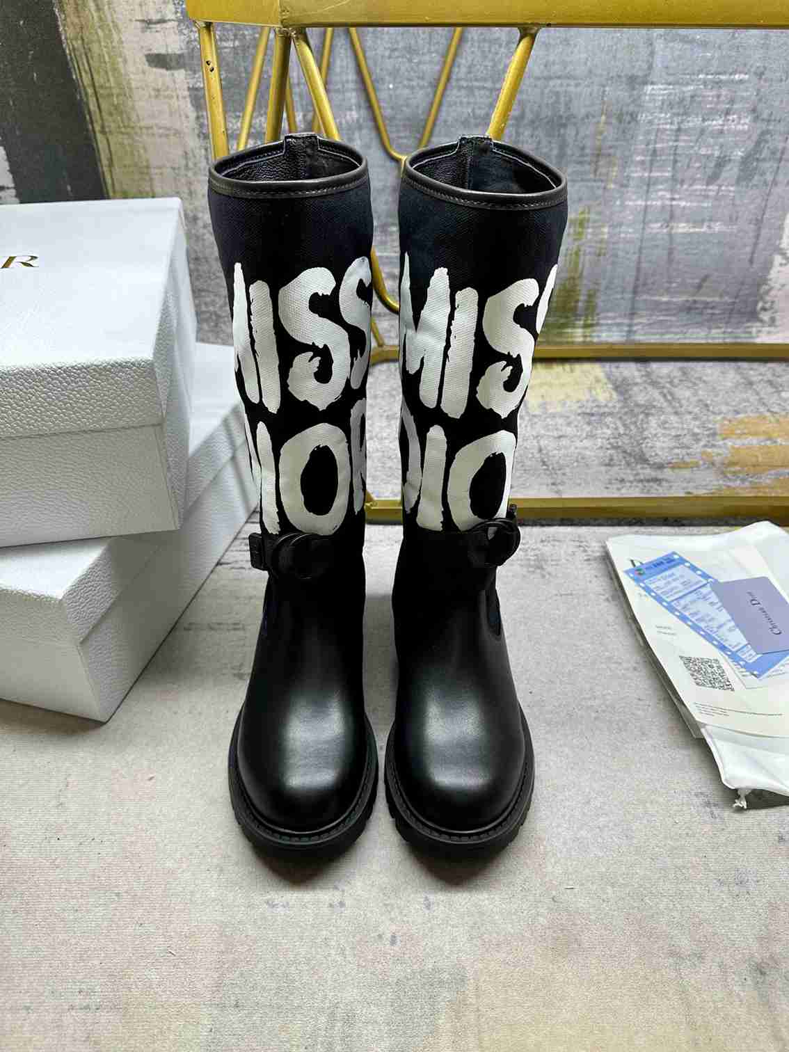 DD D MAJOR BOOT WITH MISS DD PRINT BLACK KDI929CMV S17X