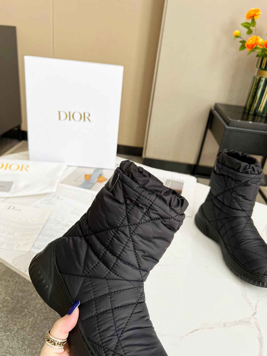 DD FROST ANKLE BOOT BLACK QUILTED NYLON BLACK