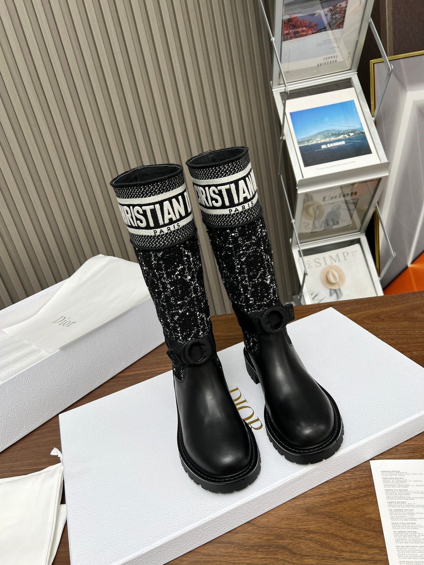 DD D MAJOR BOOT CALFSKIN AND CANNAGE TWEED BLACK AND WHITE KCI981CWY S17X
