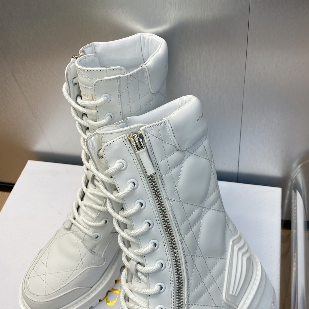 DD D LEADER ANKLE BOOT WHITE KDI733CQC S03W