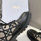 DD D MAJOR BOOTS BLACK AND BEIGE