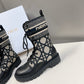DD D MAJOR BOOTS BLACK AND BEIGE