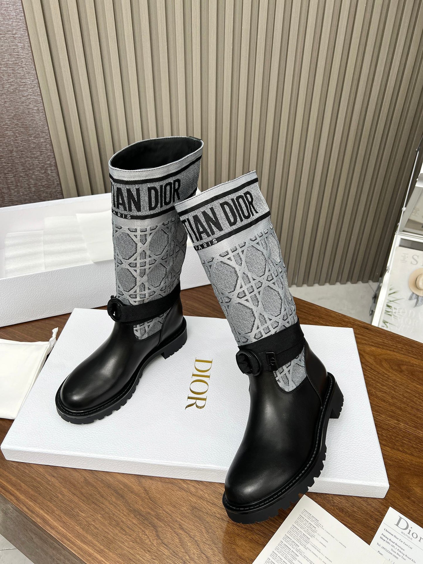 DD D MAJOR BOOT CALFSKIN BLACK AND GREY