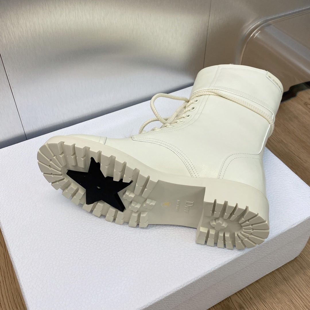DD D TRAP ANKLE BOOT CALFSKIN AND SHEARLING WHITE