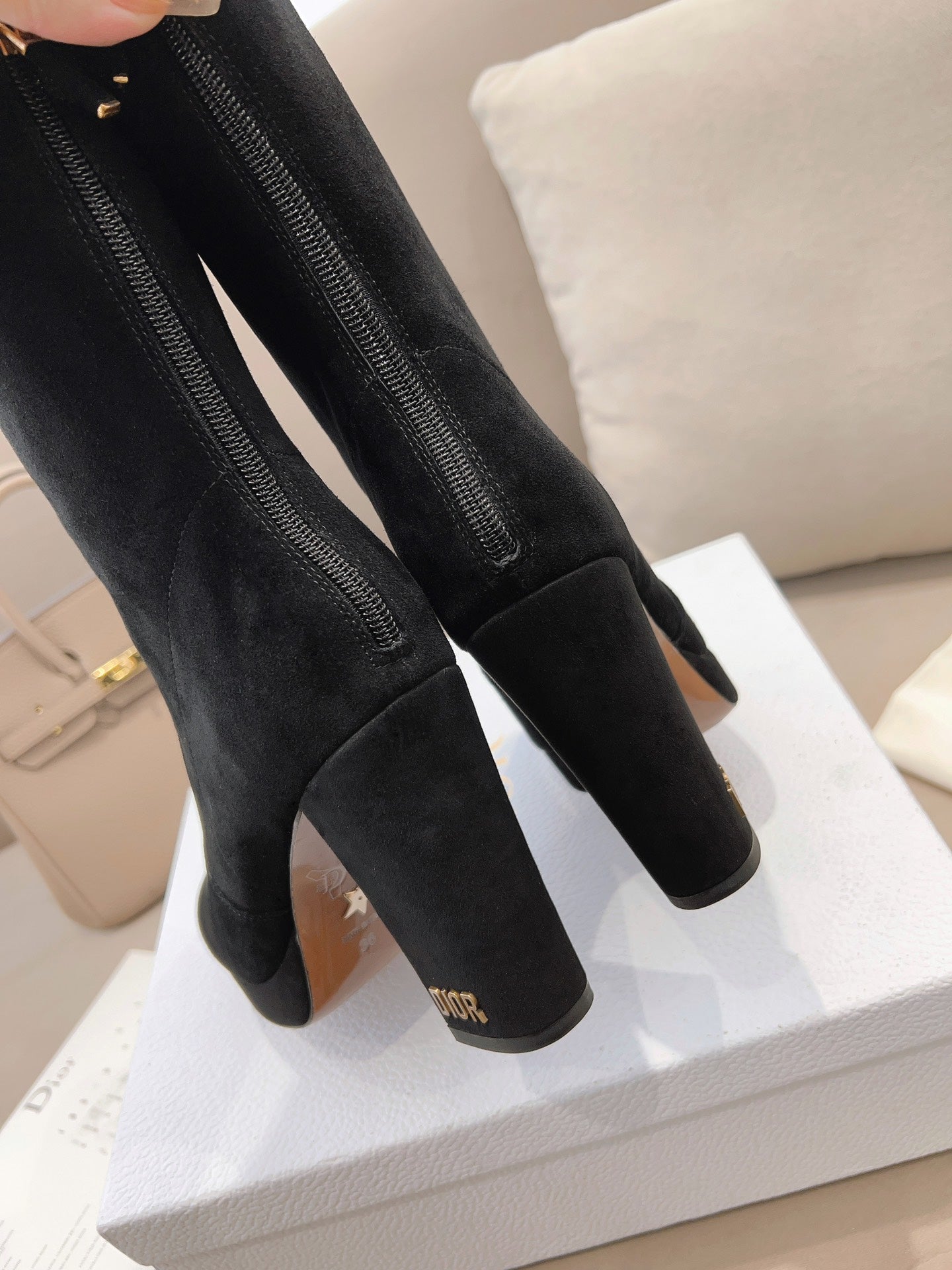DD D RISE ANKLE BOOTS BLACK