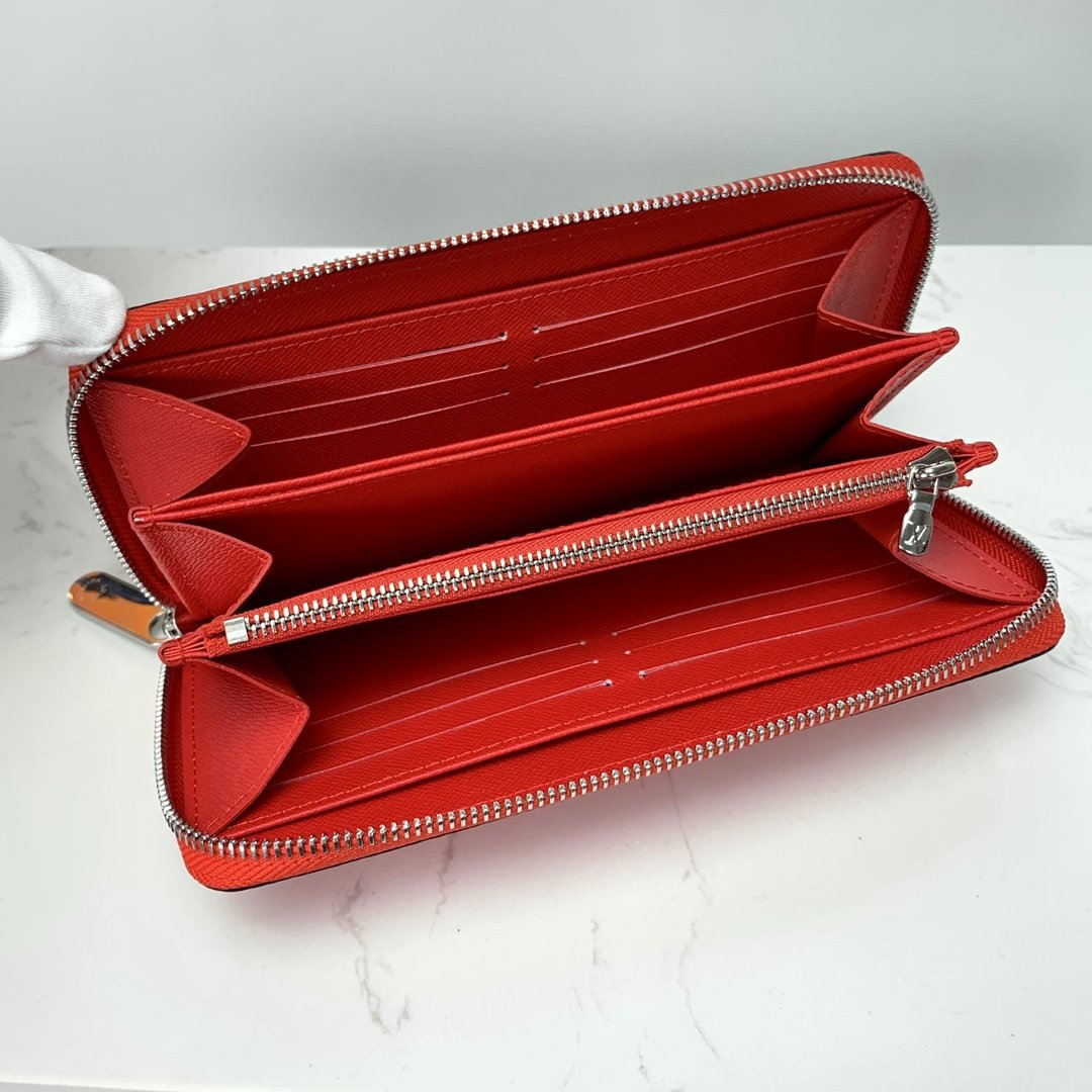 Luxe Touch Bags