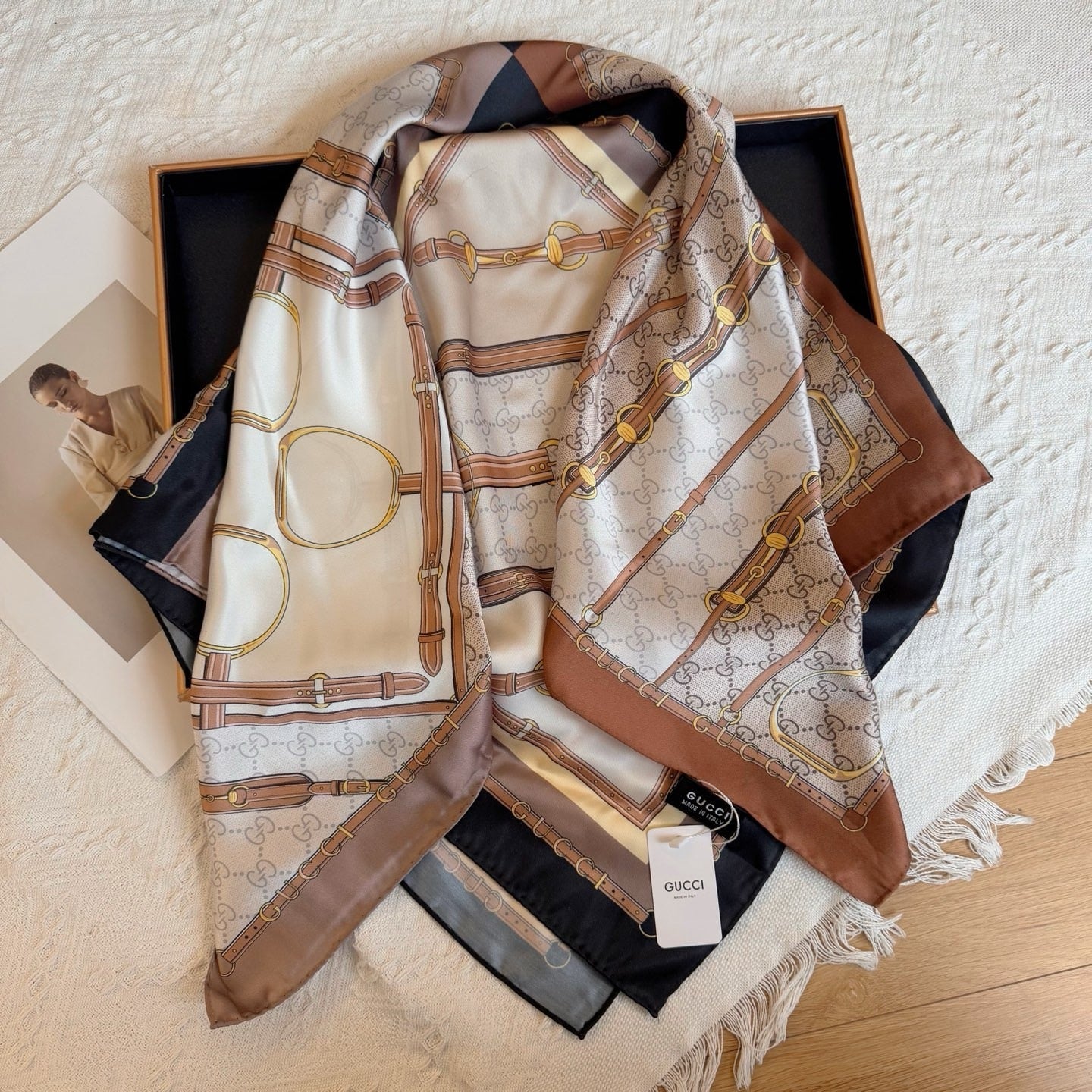 GG HERITAGE PRINT SILK SCARF DARK BROWN 90CM 786222 3G001 2279