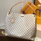N42233 GRACEFUL GM big size WHITE PINK subaxillary bag