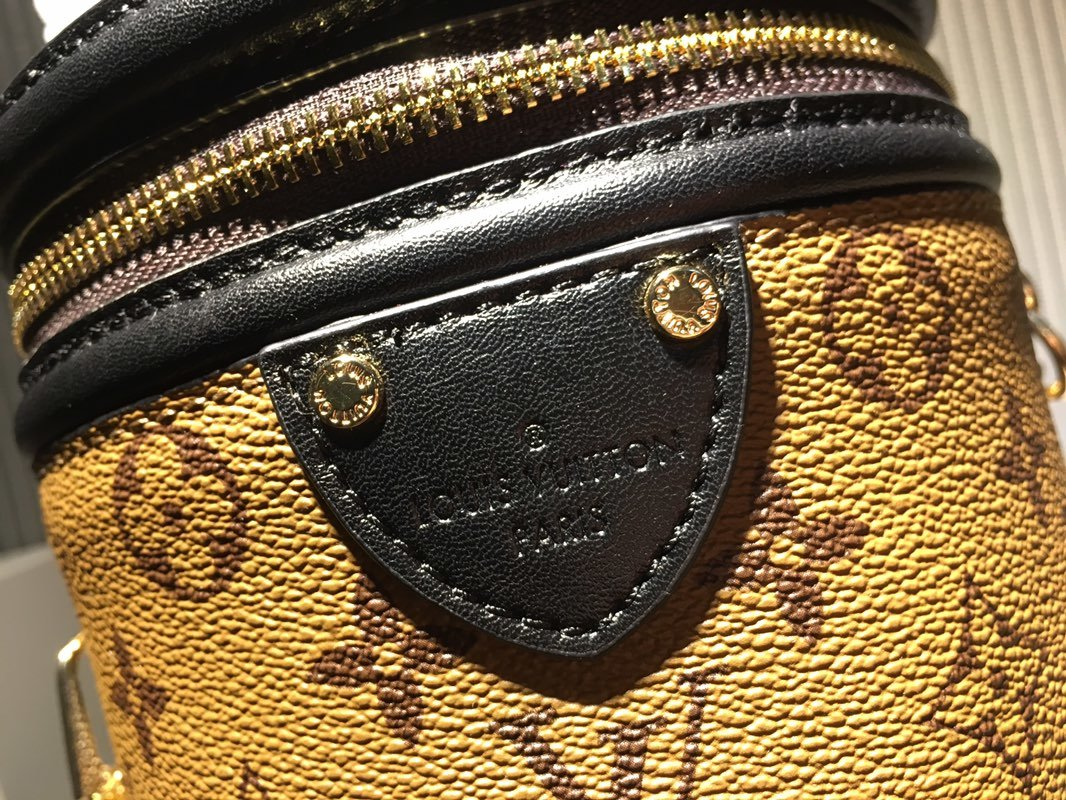 Luxe Touch Bags