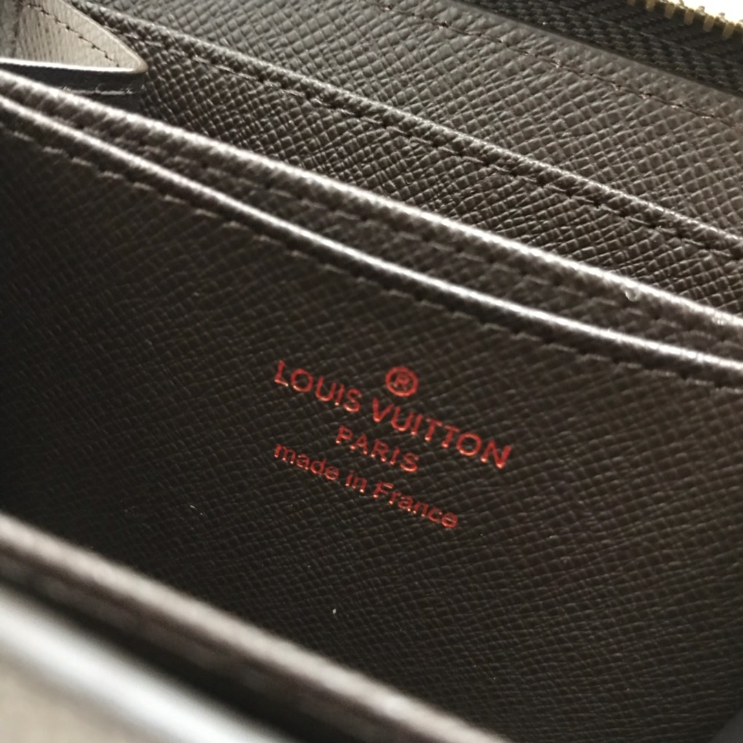 Luxe Touch Bags