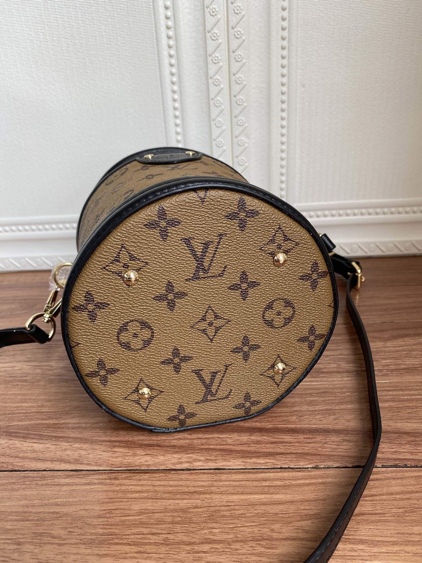 Luxe Touch Bags