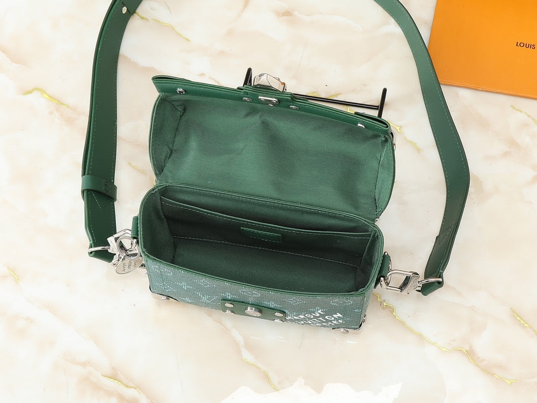 LV SOUL TRUNK BAG GREEN 19CM M12686