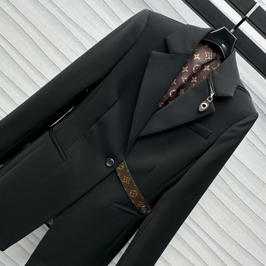 LV MONOGRAM BELT BLAZER BLACK 1AGNP3