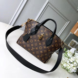 m44351 Flower BB messenger mm voyager black 29cm cowhide real leather