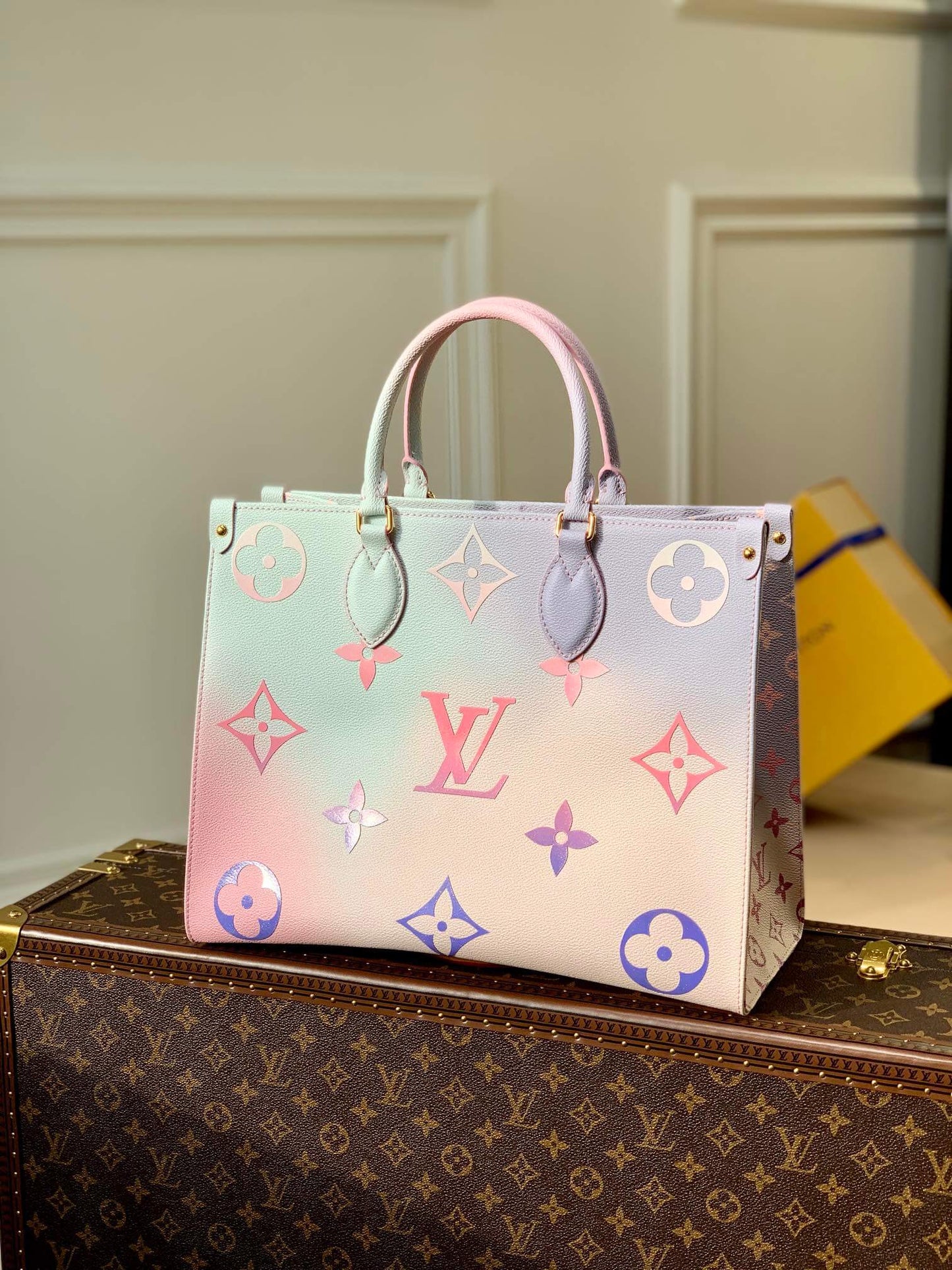ONTHEGO GM BAG M46076 PINK ROSE RED BLUE MONOGRAM free shipping