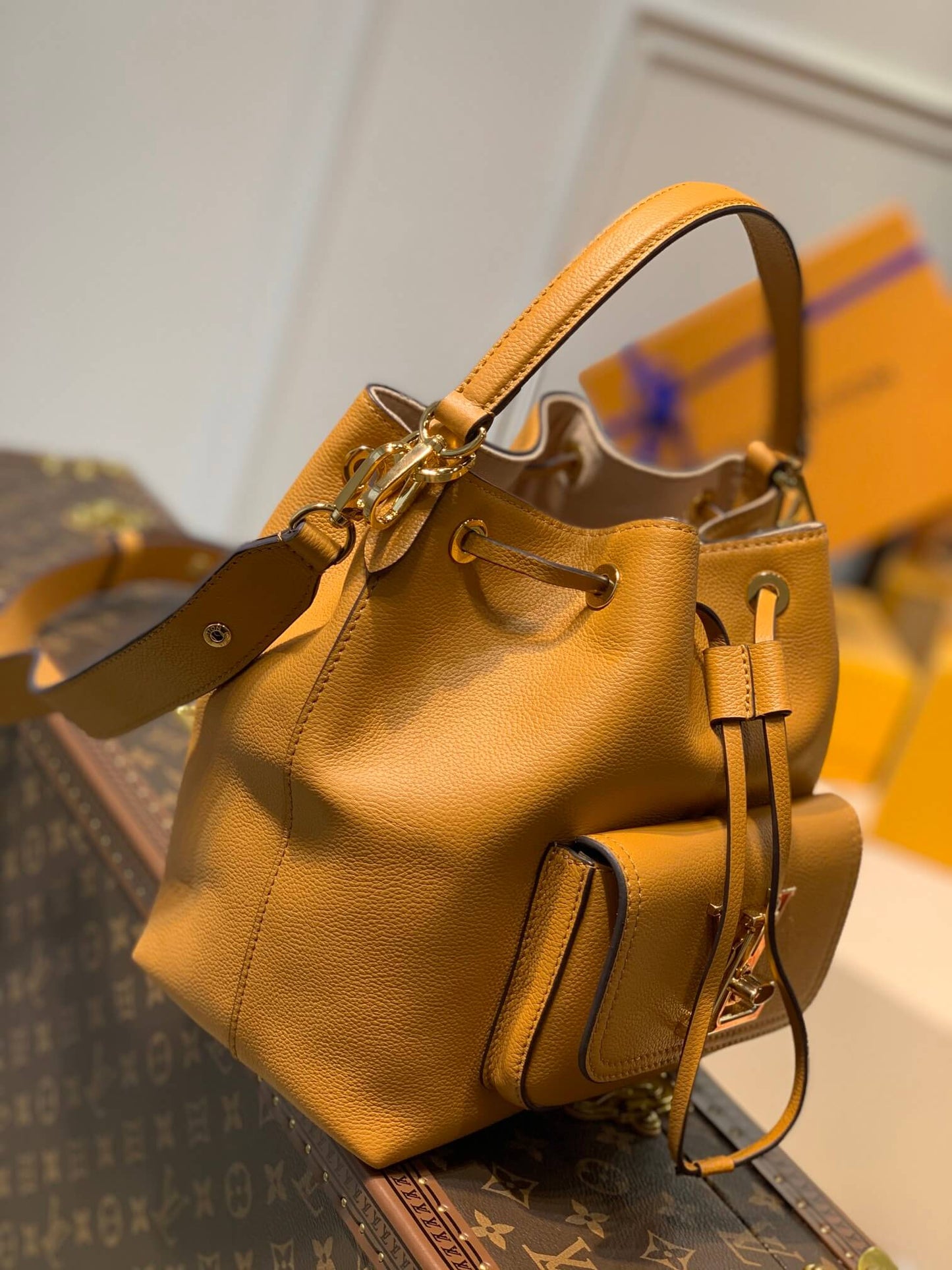M57800 LOCKME BUCKET messenger bucket bag Handbag shoulder bag yellow Lambskin