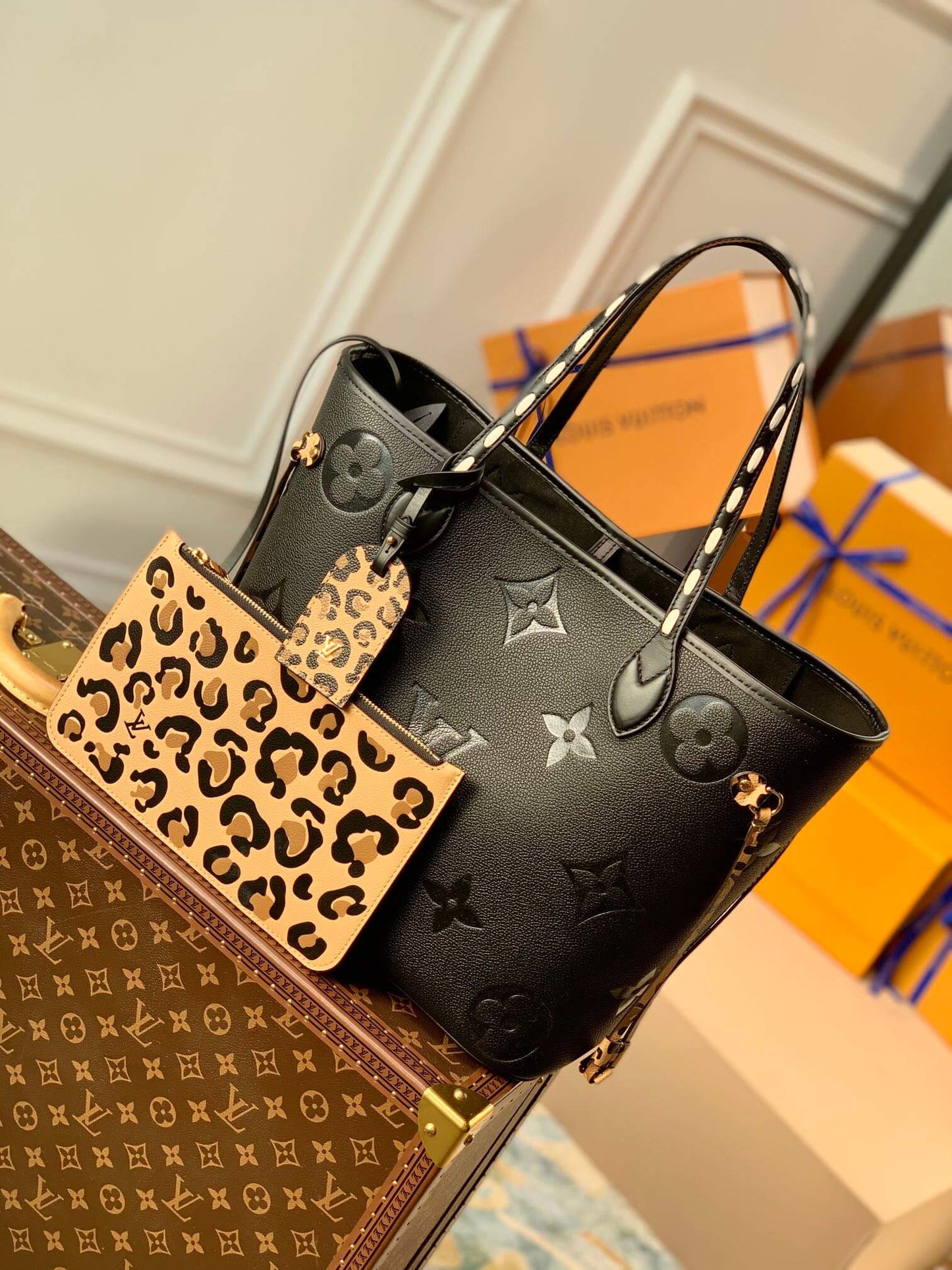 M58525 neverfull Monogram Empreinte Handbag black calfskin