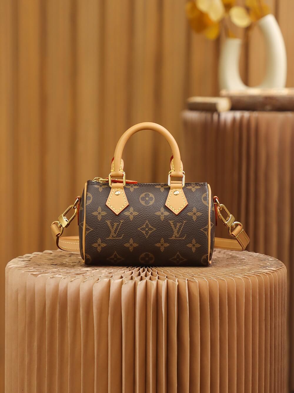 M81086 mini speedy monogram Handbag shoulder bag Leather Small size
