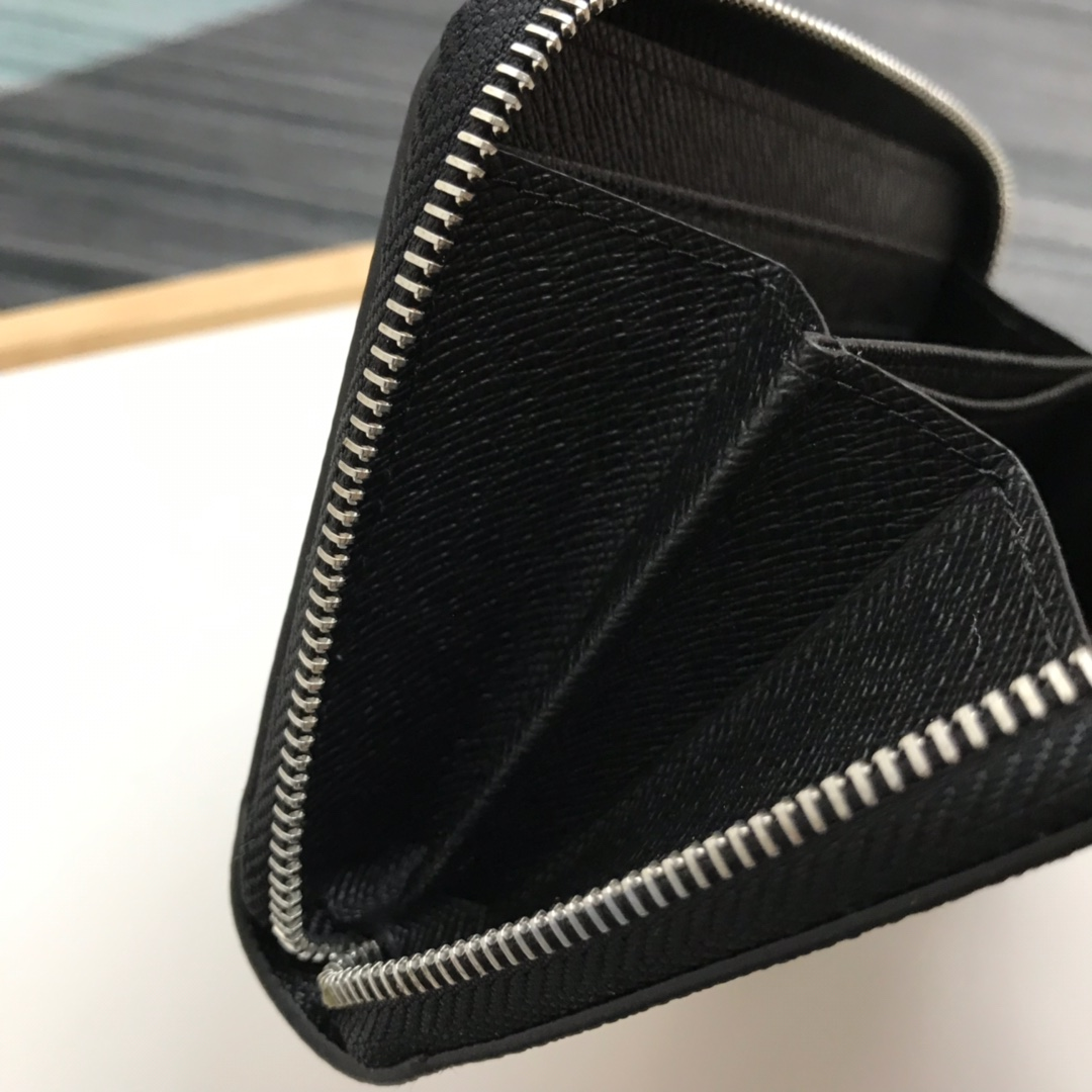 Luxe Touch Bags