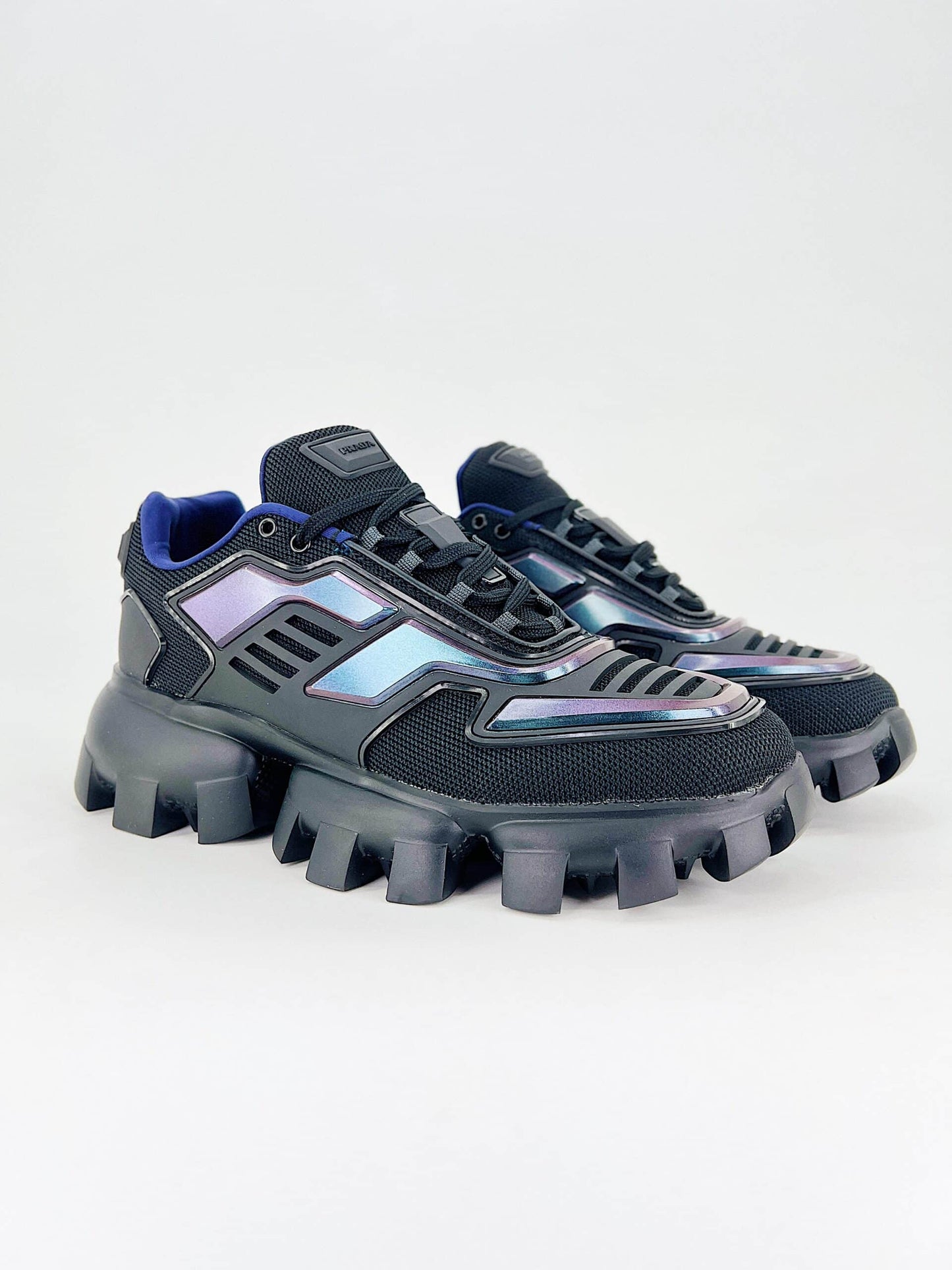 PR CLOUDBUST THUNDER LOW TOP SNEAKERS IN FABRIC IRIDESCENT