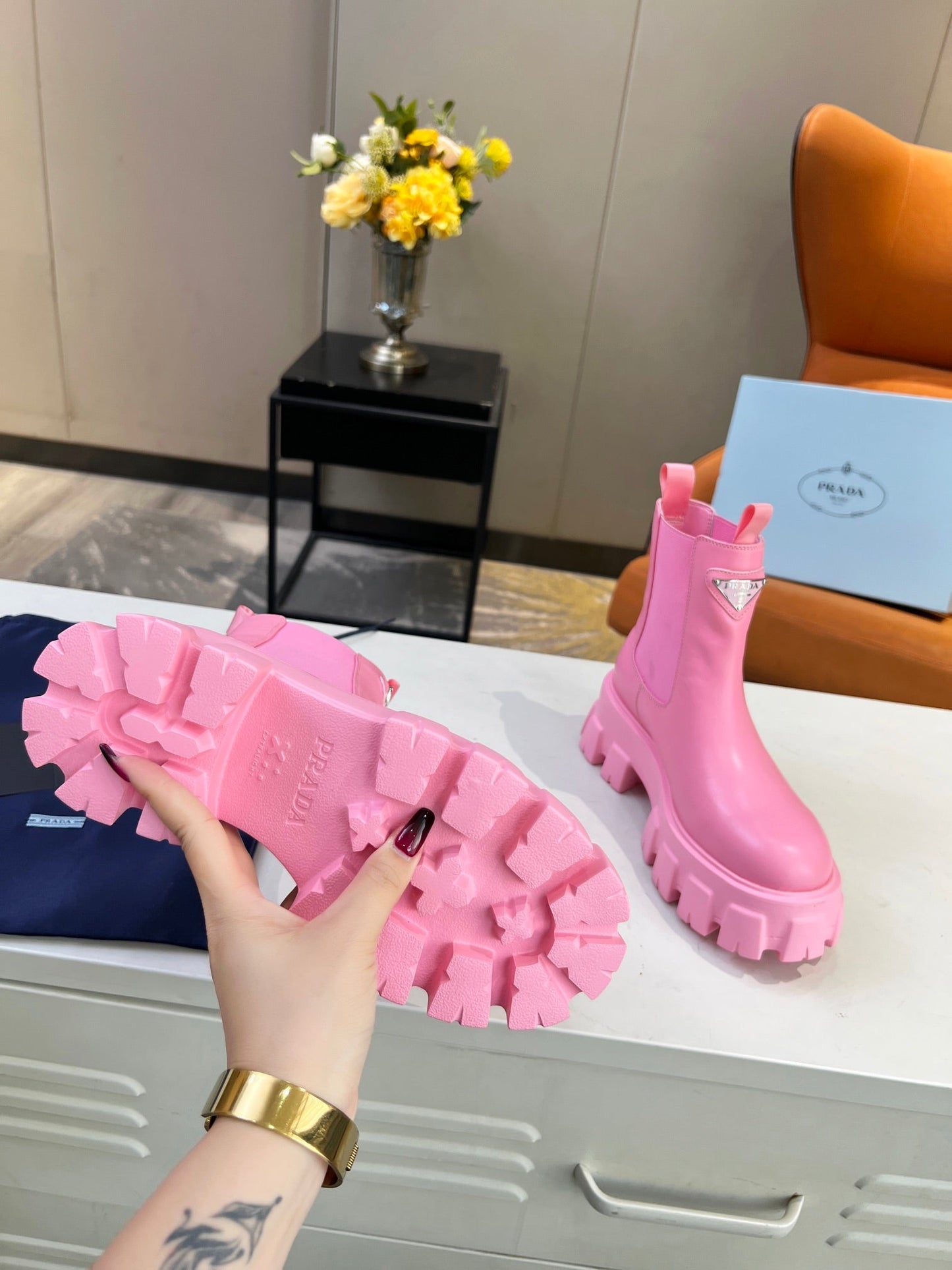 PD MONOLITH BRUSHED LEATHER BOOTIES PINK