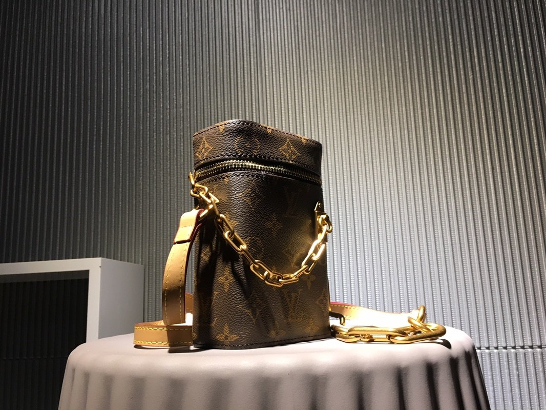Luxe Touch Bags