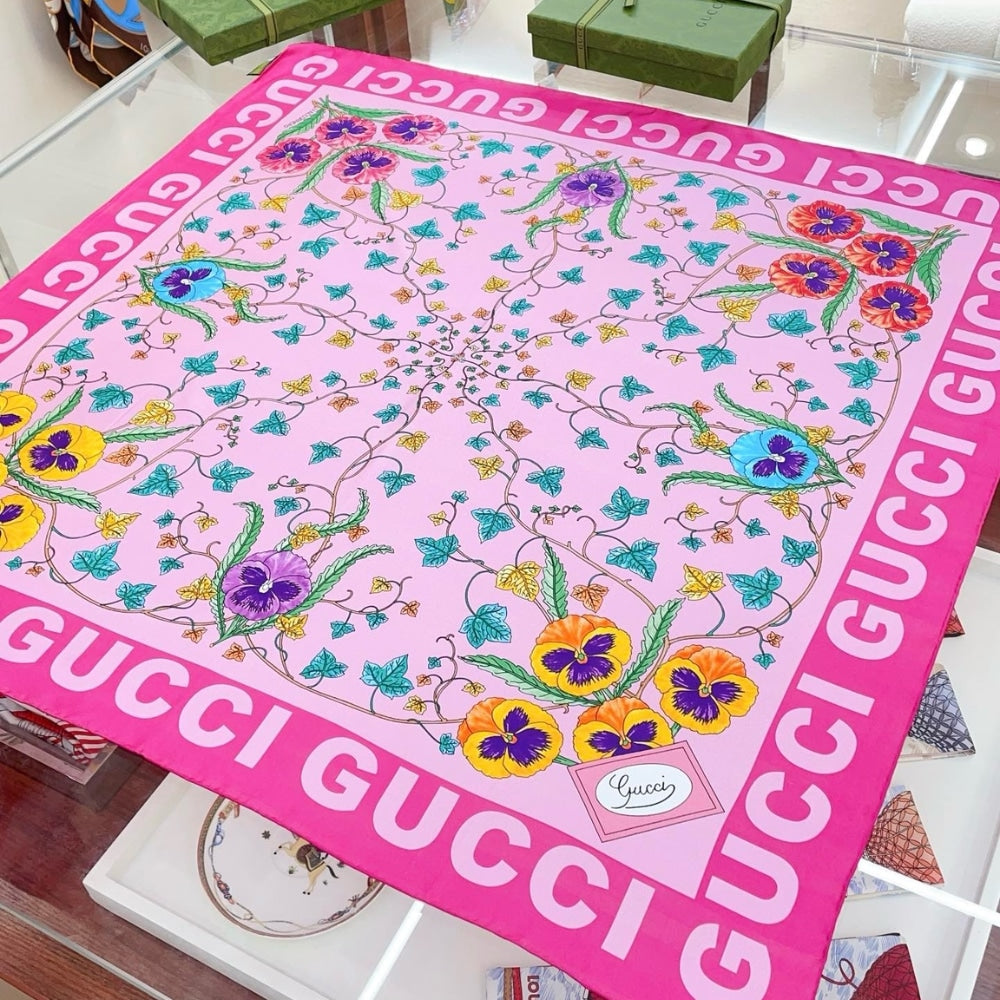 GG FLORAL PRINT SILK SCARF IN IVORY IN PINK 90CM