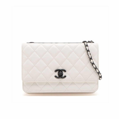 CC WALLET ON CHAIN WHITE LAMBSKIN 19CM