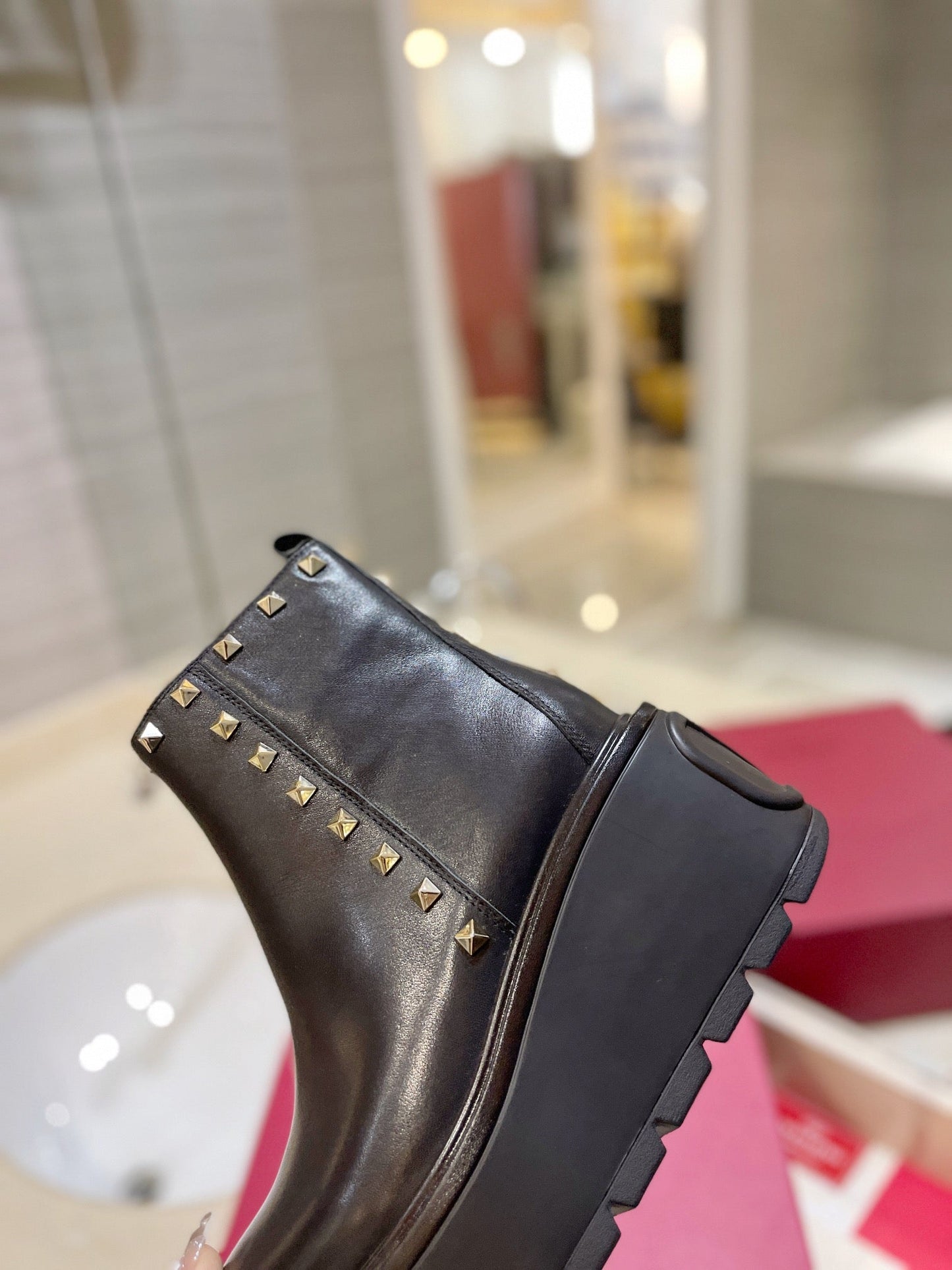 VL GARAVANI UNIQUEFORM CALFSKIN ANKLE BOOT BLACK 1W2S0CS0MMD 0NO