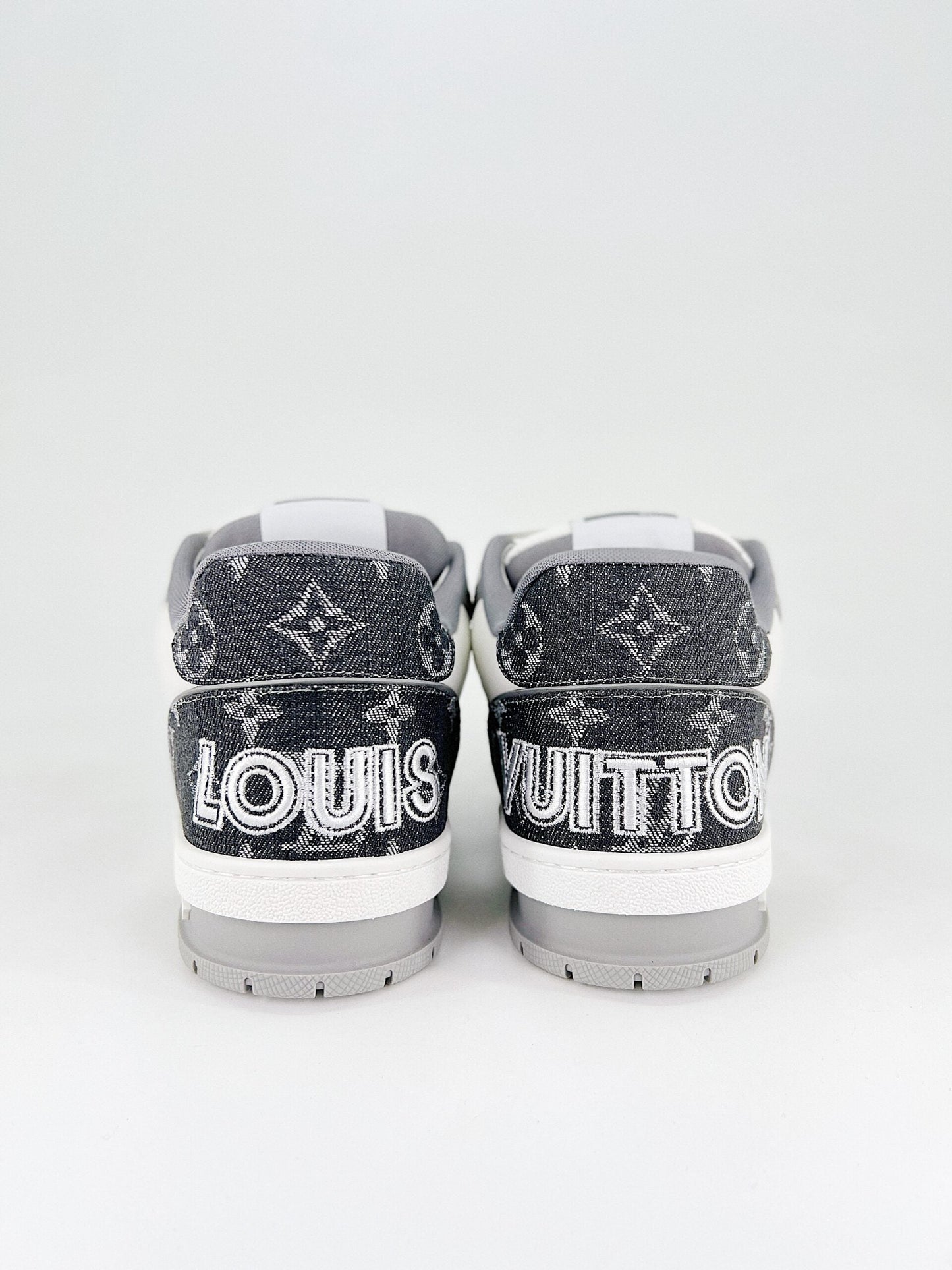 LV LV TRAINER SNEAKERS GREY 1ADF0U