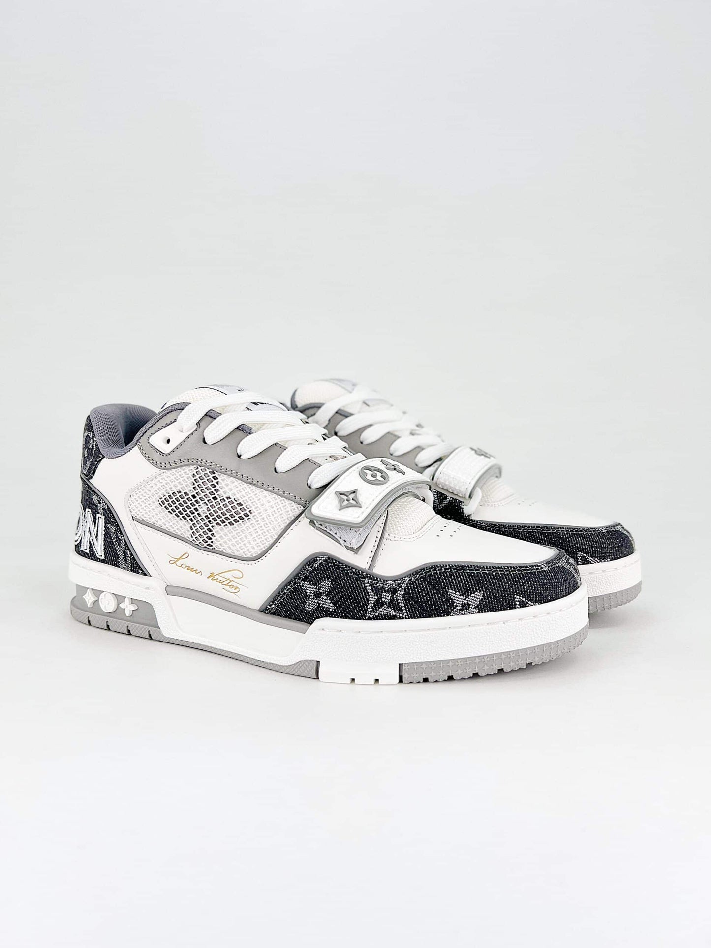 LV LV TRAINER SNEAKERS GREY 1ADF0U