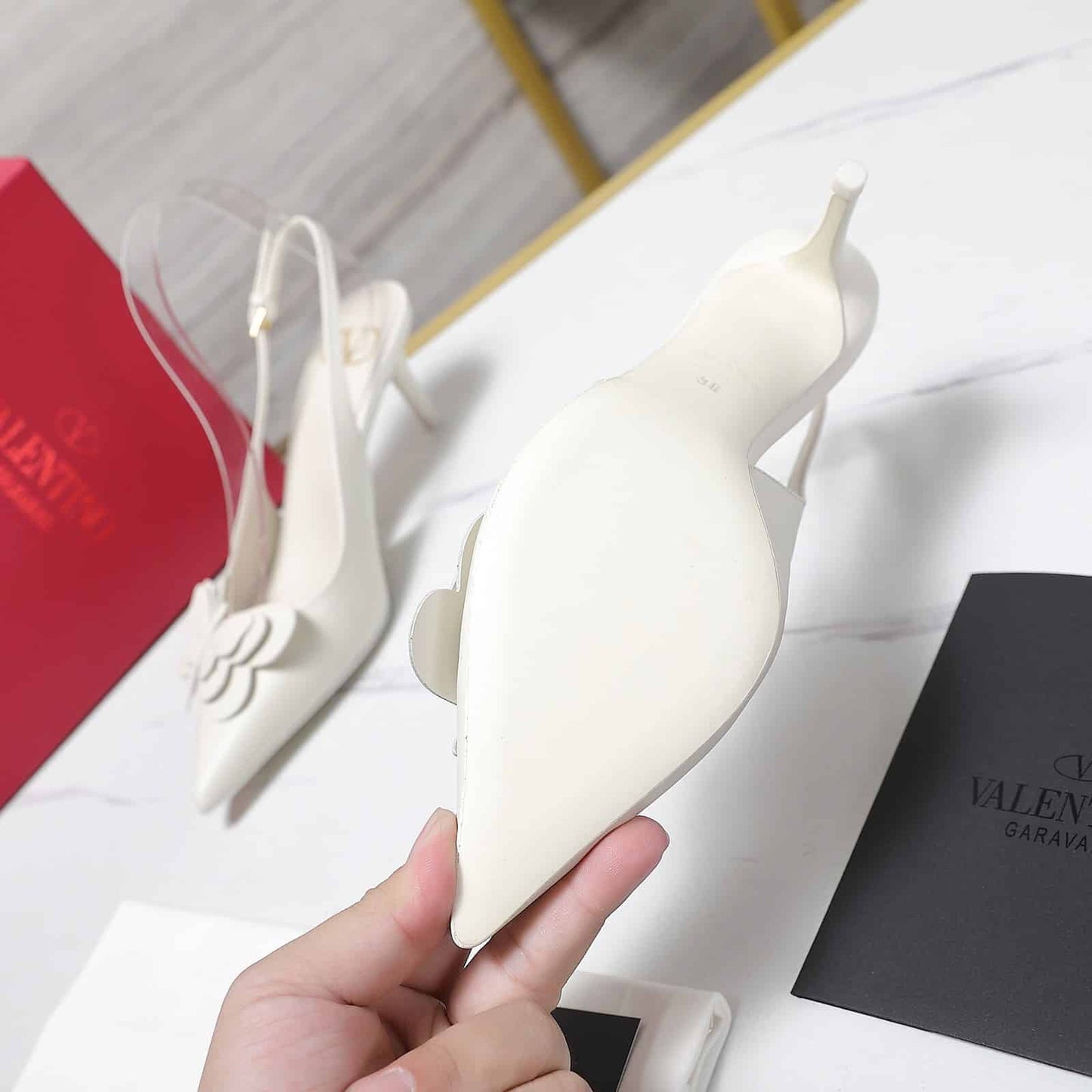 VO GARAVANI PAPIER PHALÈNE SLINGBACK PUMPS WHITE