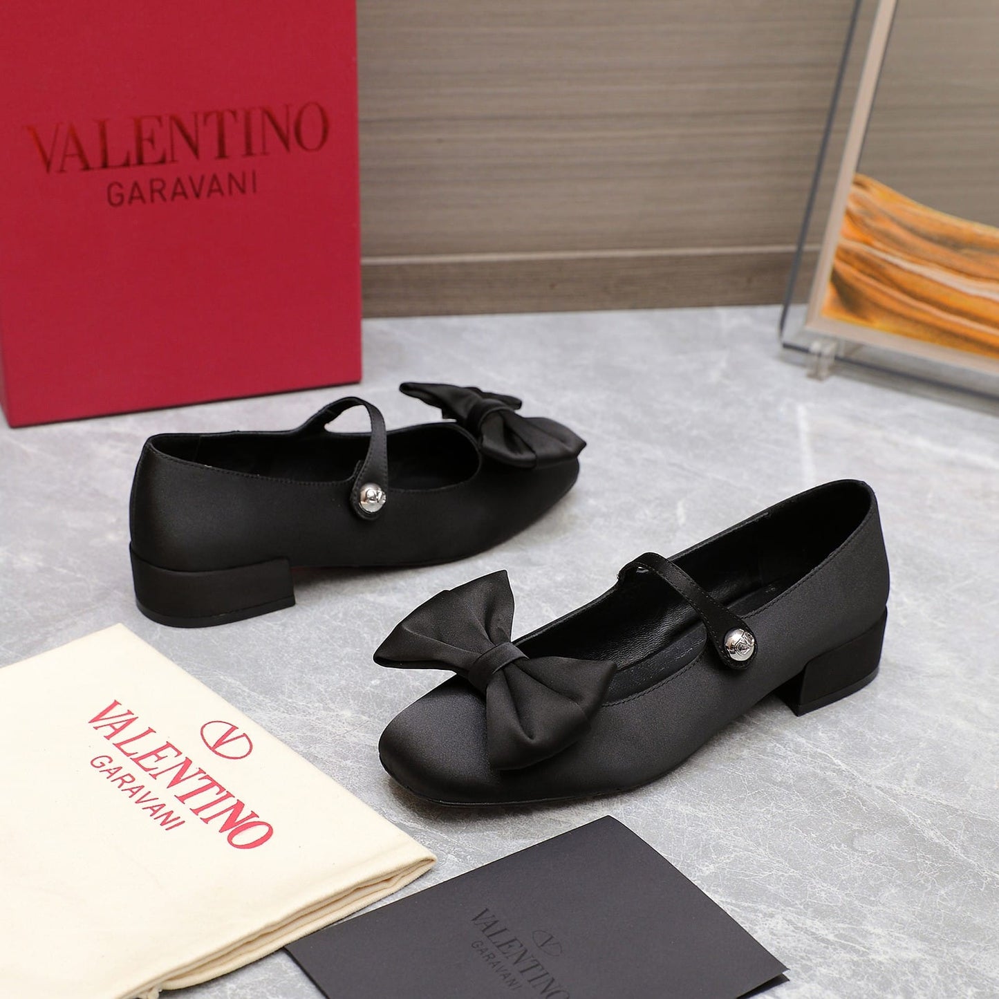 VO GARAVANI BOWJANE MARY JANE BALLERINA IN BLACK 5W0S0KI3JIV 0NO