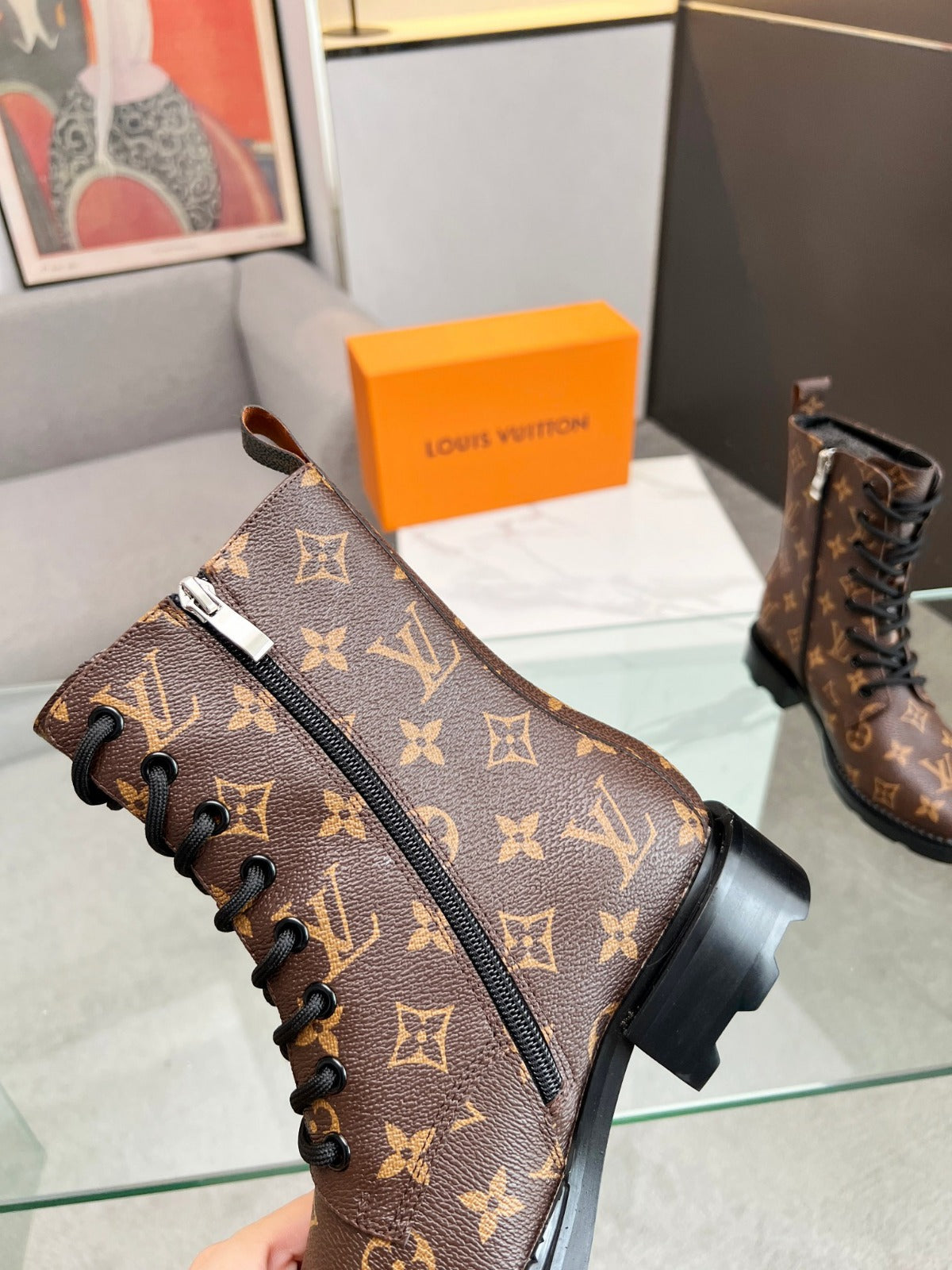 LV Women's Boots 202