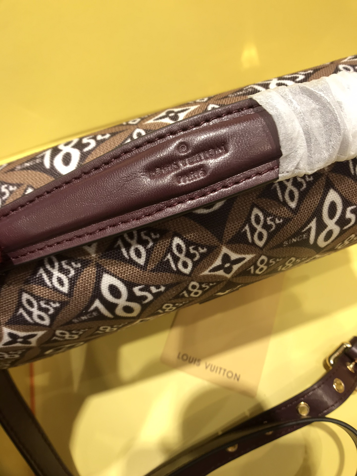 Elite Carryalls