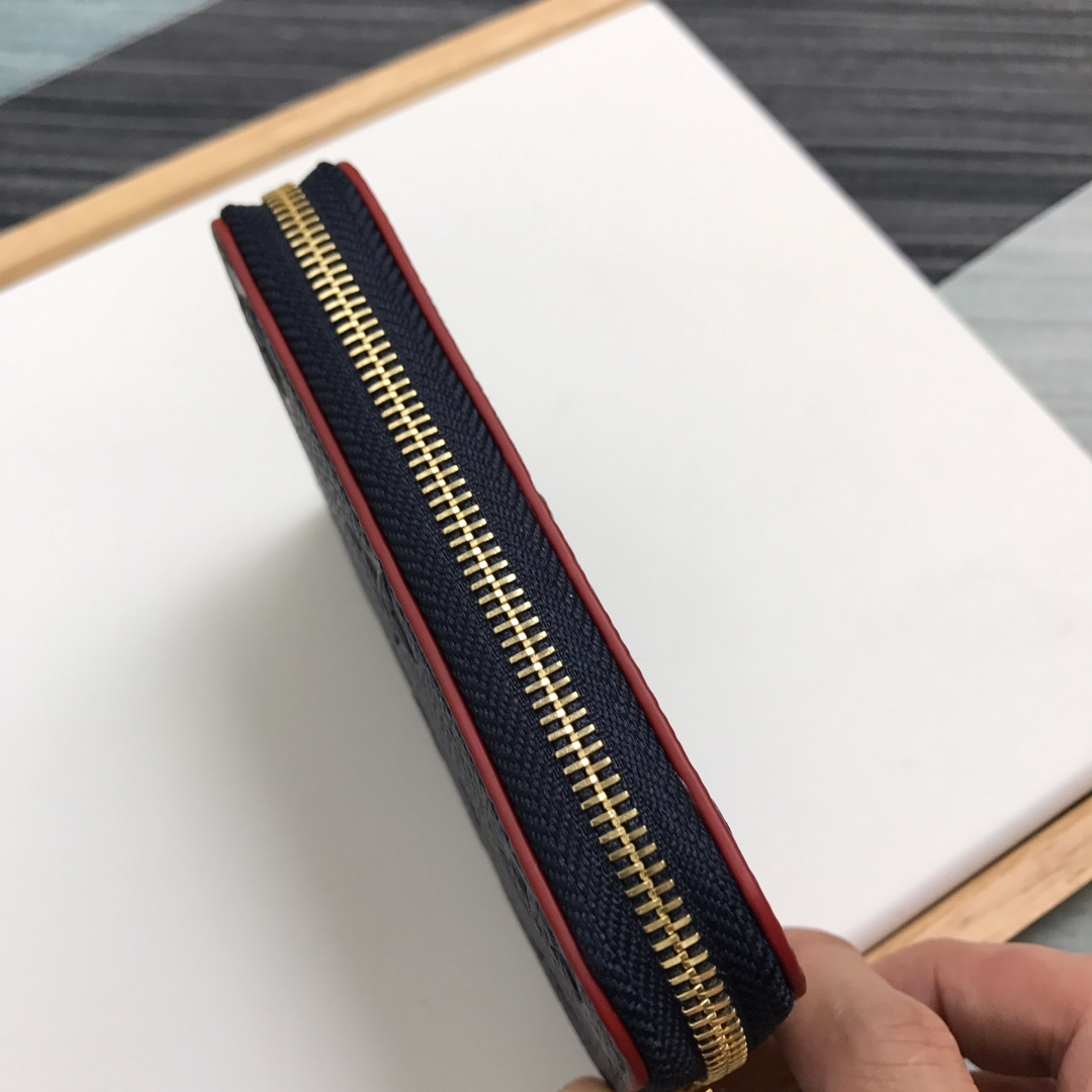 Luxe Touch Bags