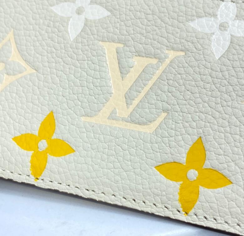 Luxe Touch Bags -   2467